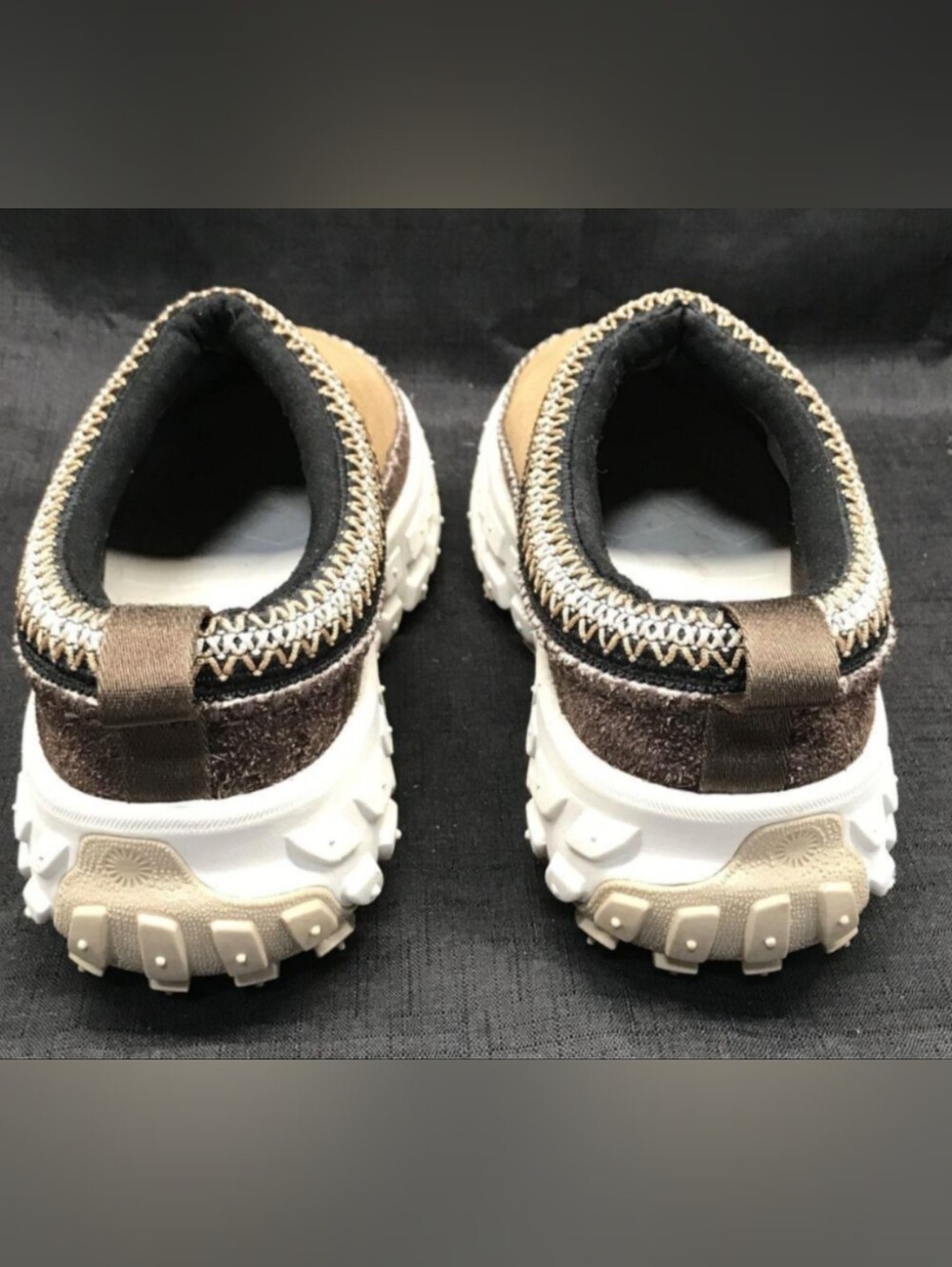 UGG® Venture Daze Clogs - Chestnut/Ceramic Size 11 Like New MSRP $149.9 - Picture 5 of 8